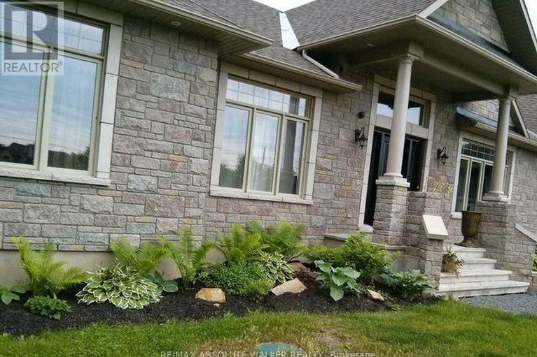 29487630/8134-adam-baker-way/osgoode-twp-north-of-reg-rd-6/ottawa/ontario/K0A2P0_48