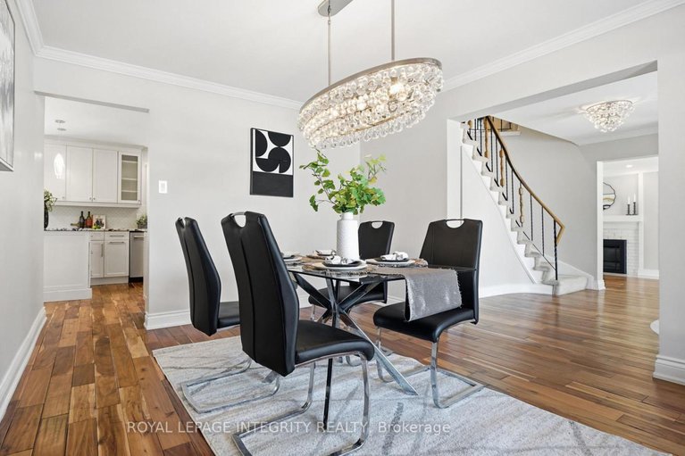 29316968/1055-plante-drive/hunt-clubwestern-community/ottawa/ontario/K1V9E5_11