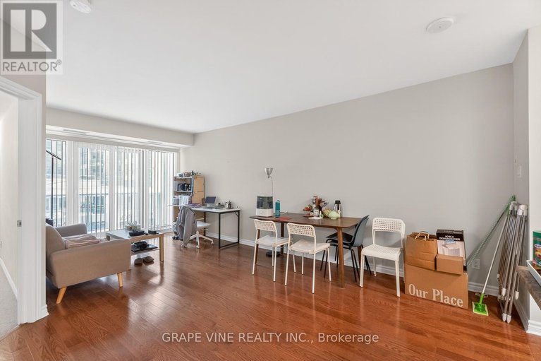 29306912/304-234-rideau-street/sandy-hill/ottawa/ontario/K1N0A9_17