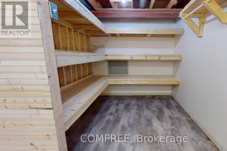 29409348/146-old-colony-road/glencairnhazeldean/ottawa/ontario/K2L1M4_23