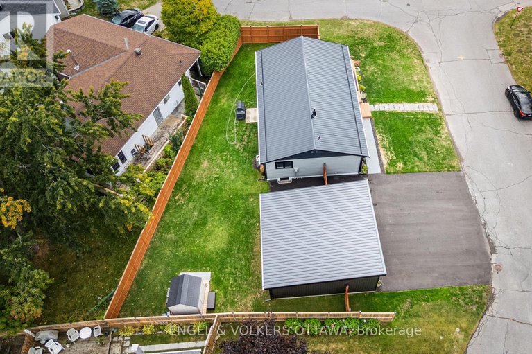 28912117/2-davies-court/glencairnhazeldean/ottawa/ontario/K2L1L6_48