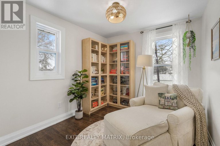 29231078/291-maple-street/village-of-russell/russell/ontario/K4R1B3_18