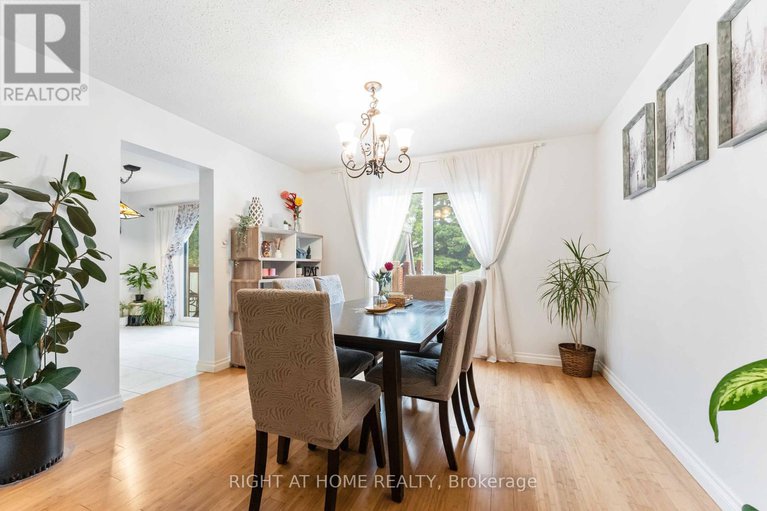 28765725/18-shetland-way/bridlewood/ottawa/ontario/K2M1R9_12