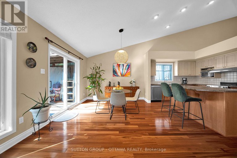 28892463/128-annapolis-circle/hunt-club/ottawa/ontario/K1V1Z3_8