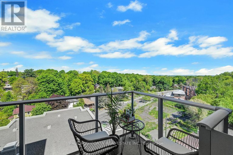 28386159/813-7-marquette-avenue/vanier/ottawa/ontario/K1L8A7_14