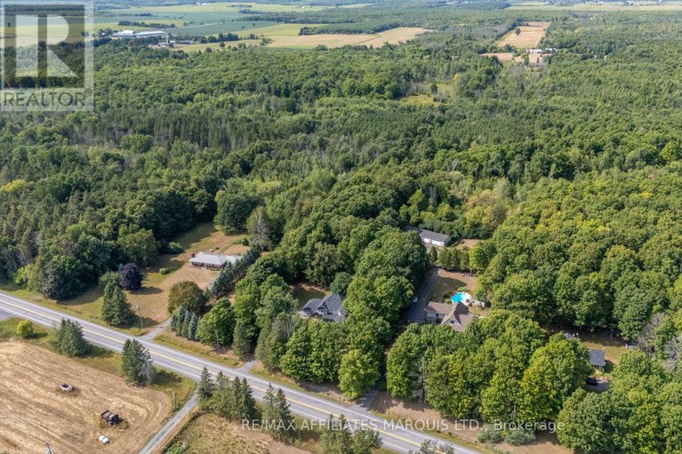 28762200/18723-county-18-road/south-glengarry-charlottenburgh-twp/south-glengarry/ontario/K0C1S0_38