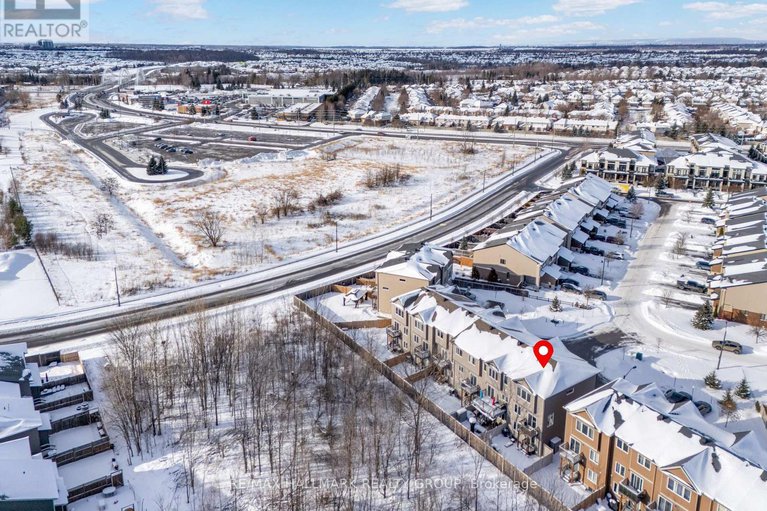29294452/26-barn-swallow-private/riverside-southgloucester-glen/ottawa/ontario/K4M0H5_47