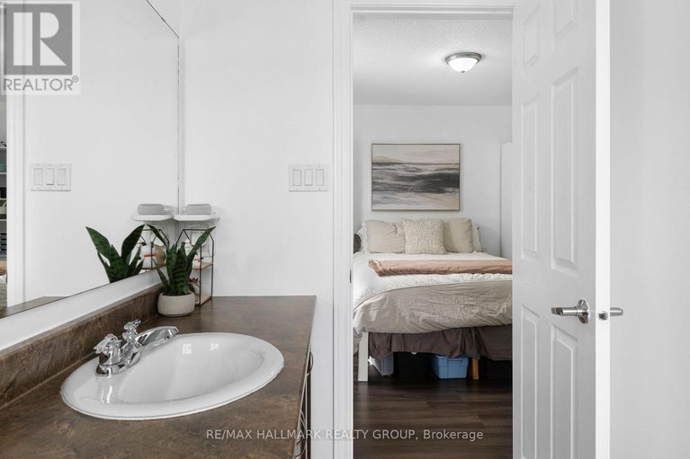 29611797/529-dundonald-drive/half-moon-bay/ottawa/ontario/K2J5X1_26