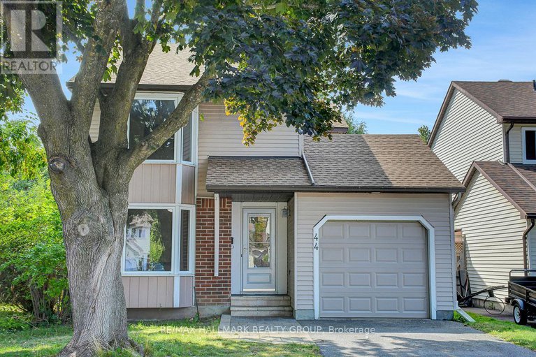 28845006/44-turret-court/glencairnhazeldean/ottawa/ontario/K2L2L1_1