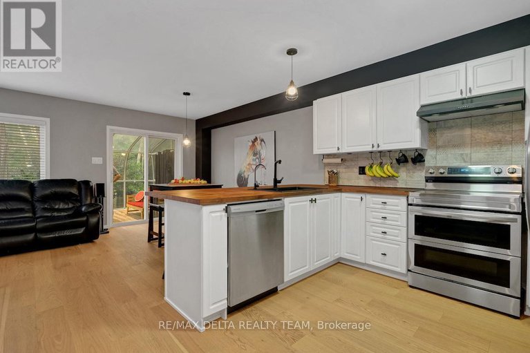 28887238/244-parkrose-private/chatelaine-village/ottawa/ontario/K4A0N8_18