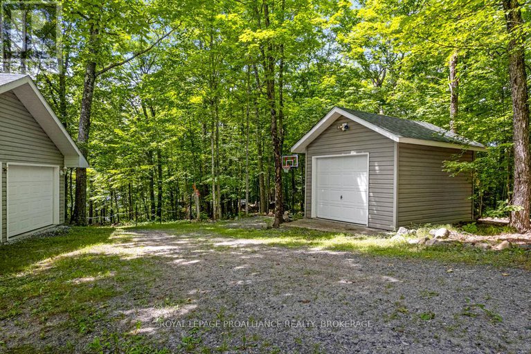 28457440/399-hardwood-ridge/lanark-highlands-dalhousie-twp/lanark-highlands/ontario/K0G1K0_5