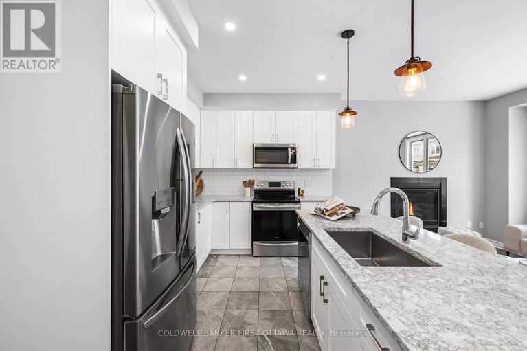 29384560/426-warmstone-drive/stittsville-north/ottawa/ontario/K2S0W2_12