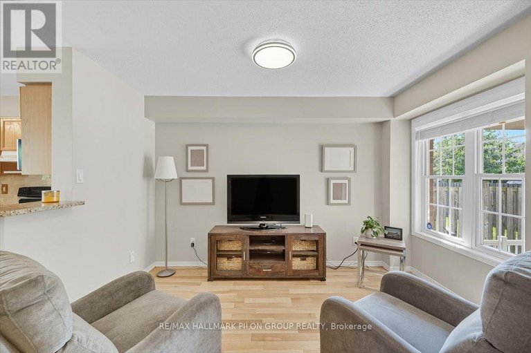 28847182/2064-breezewood-street/springridgeeast-village/ottawa/ontario/K4A4R9_10