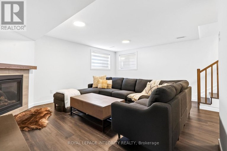 29586410/112-jardiniere-street/remainder-of-stittsville-area/ottawa/ontario/K2S2K2_36