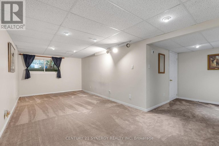 29060963/16-32-innesbrook-court/stittsville-central/ottawa/ontario/K2S1C7_29