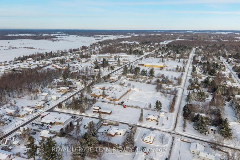 29268491/3246-elizabeth-street/osgoode/ottawa/ontario/K0A2W0_48