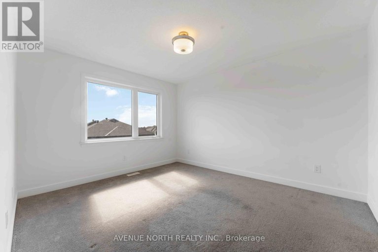 28858842/870-anciano-crescent/emerald-meadowstrailwest/ottawa/ontario/K2S2R8_23