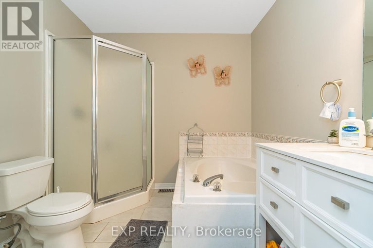 28560587/1089-ballantyne-drive/fallingbrookgardenway-south/ottawa/ontario/K4A4C6_14