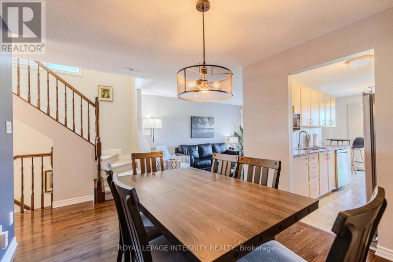 28738555/218-catamount-court/emerald-meadowstrailwest/ottawa/ontario/K2M0A9_12