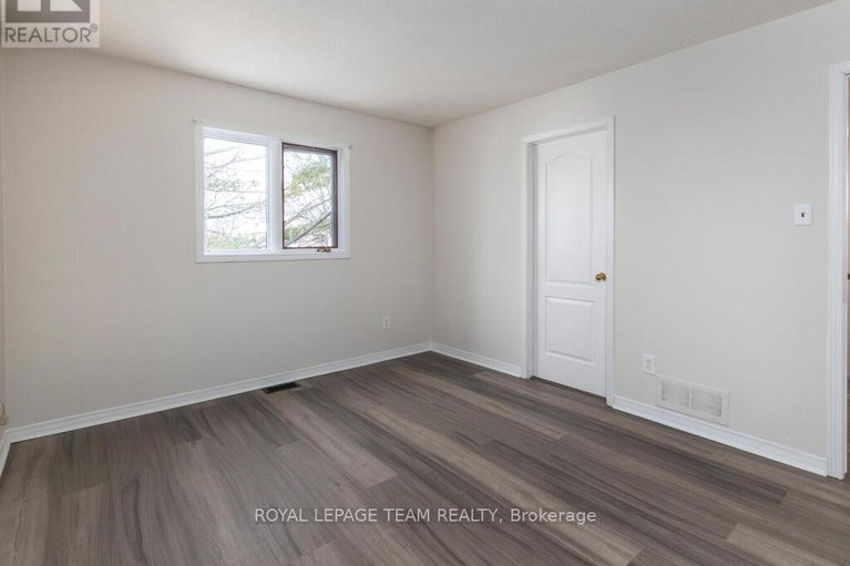 27953289/37-denham-way/stittsville-central/ottawa/ontario/K2S1H5_24