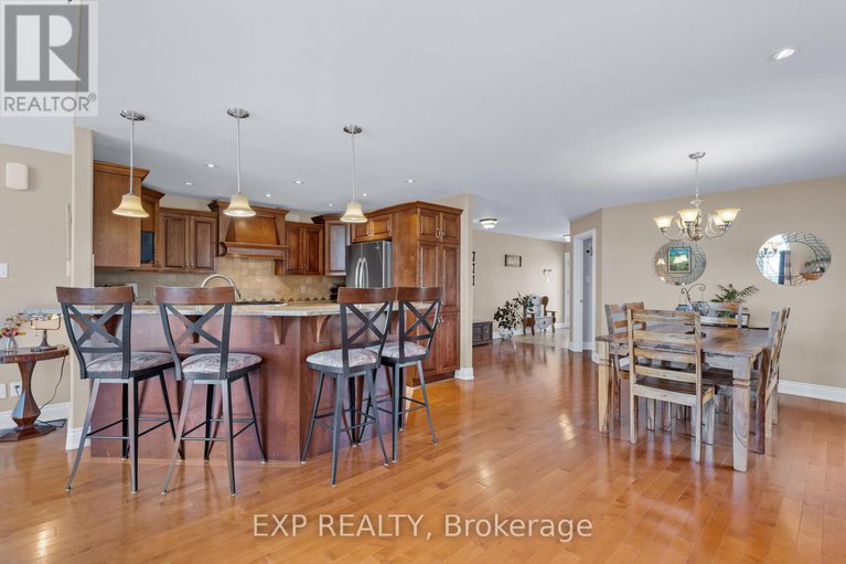28552096/5940-brophy-drive/south-of-fallowfield-road/ottawa/ontario/K0A2Z0_10