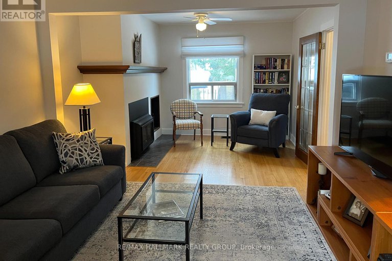 29213611/841-dundee-avenue/queensway-terrace-north/ottawa/ontario/K2B5S8_3