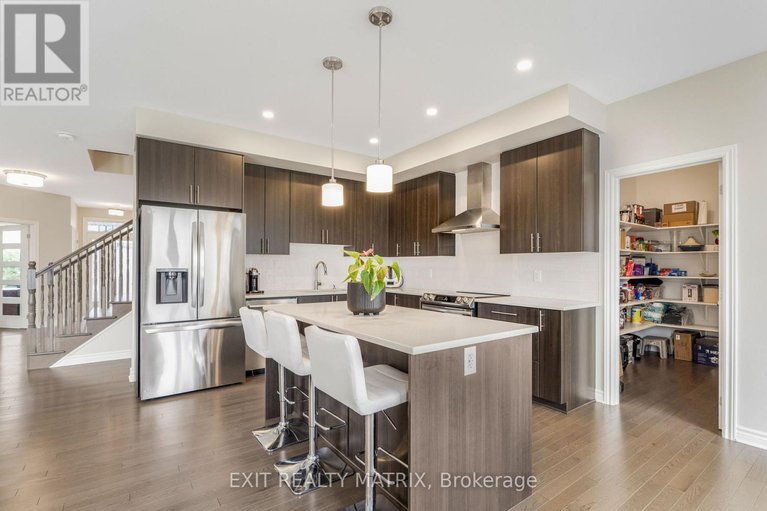 29320193/700-namur-street/embrun/russell/ontario/K0A1W0_14