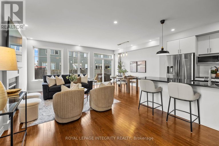28798693/98-jardiniere-street/remainder-of-stittsville-area/ottawa/ontario/K2S2K2_17