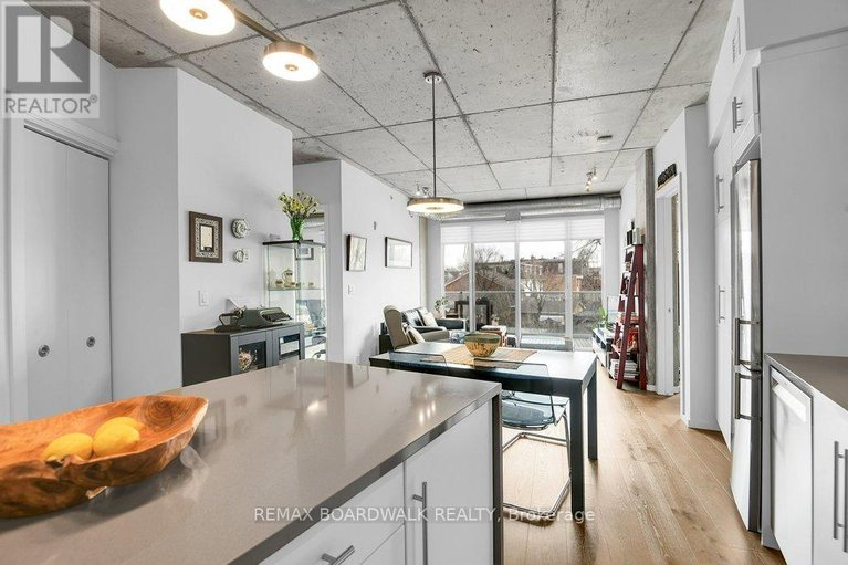 29606722/402-1000-wellington-st-street-w/hintonburg/ottawa/ontario/K1Y2X9_24