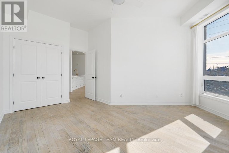 29398269/203-500-claridge-drive/longfields/ottawa/ontario/K2J3G5_23