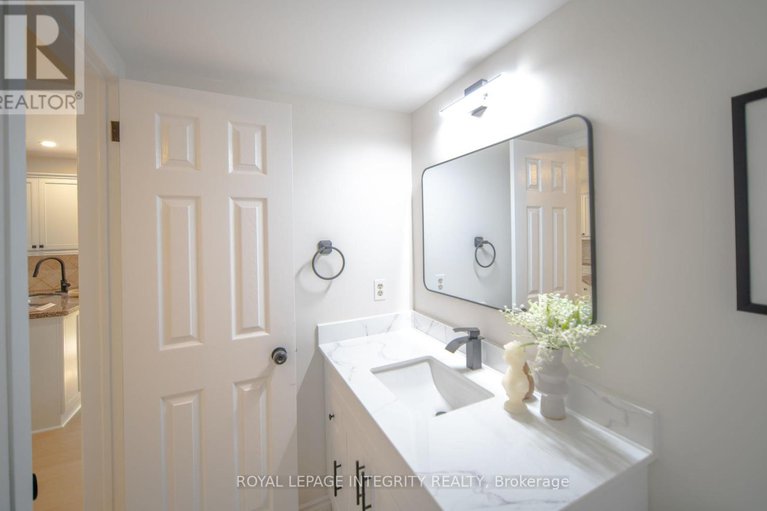 28851706/17-mcclure-crescent/katimavik/ottawa/ontario/K2L2H1_15