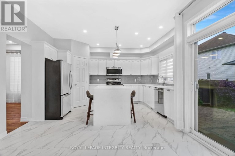 28595131/173-lamplighters-drive/cedargrovefraserdale/ottawa/ontario/K2J0K9_16