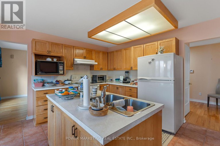 28633301/1060-grenon-avenue/fairfield-heights/ottawa/ontario/K2B8N1_13