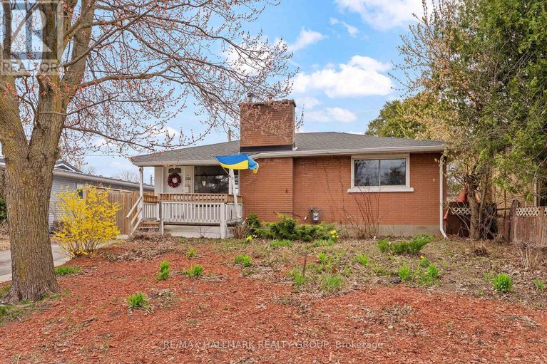 29679355/1318-avenue-q/eastway-gardensindustrial-park/ottawa/ontario/K1G0B6_2