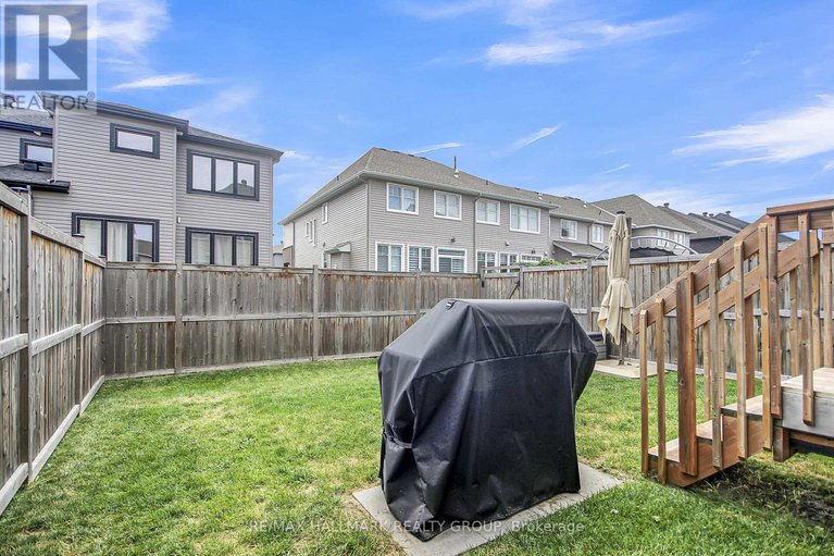 28807965/114-jardiniere-street/remainder-of-stittsville-area/ottawa/ontario/K2S2K2_48