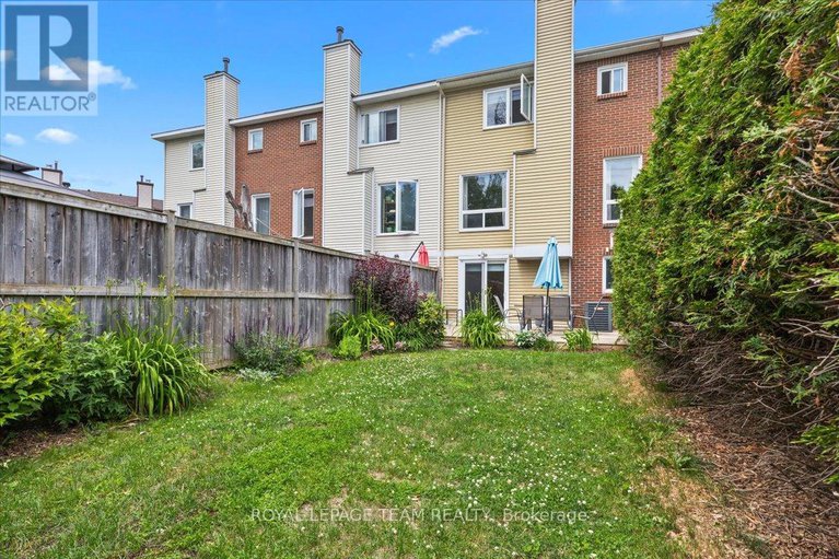 28637798/13-kedgewick-court/tanglewood/ottawa/ontario/K2G4M9_40