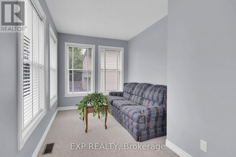28795569/40-evelyn-street/almonte/mississippi-mills/ontario/K0A1A0_22