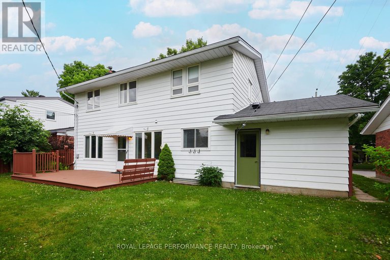 28570565/2220-quinton-street/urbandale-acres/ottawa/ontario/K1H6V3_29