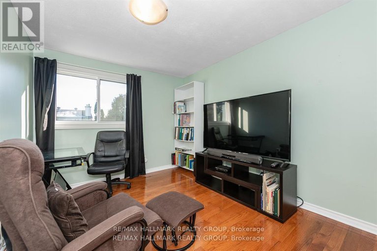 29396771/51-1803-lamoureux-drive/queenswood-heights-south/ottawa/ontario/K1E2H3_27