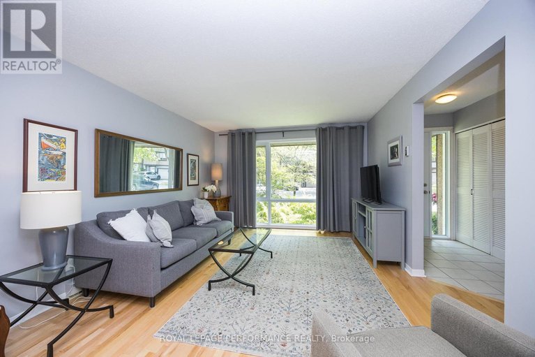 28471884/49-reaney-court/beaverbrook/ottawa/ontario/K2K1W7_7