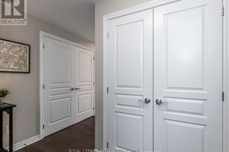 29555752/201-300-jatoba-private/emerald-meadowstrailwest/ottawa/ontario/K2V0E7_3