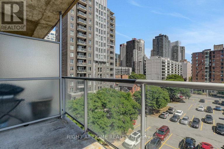 28772133/504-300-lisgar-street/ottawa-centre/ottawa/ontario/K2P0E2_30