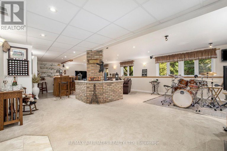 28652635/8185-jock-trail/goulbourn-twp-from-franktown-rdsouth-to-rideau/ottawa/ontario/K0A2Z0_32