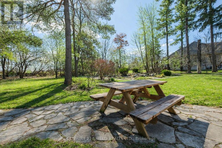 29630814/1-forest-hill-road/long-sault/south-stormont/ontario/K0C1P0_10