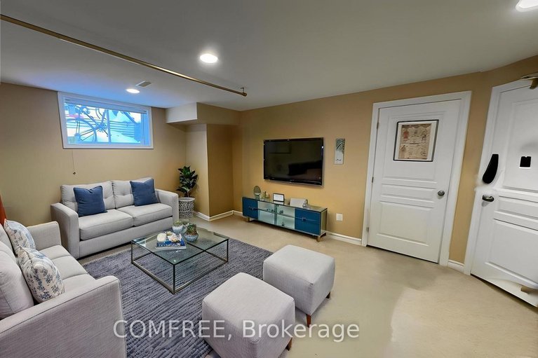 29454048/294-waymark-crescent/emerald-meadowstrailwest/ottawa/ontario/K2M0A5_26