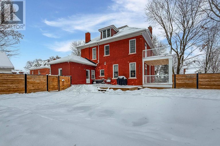 29254147/298-barr-street/renfrew/renfrew/ontario/K7V1J8_36