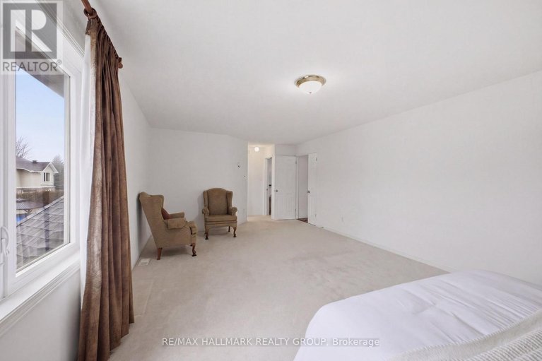 29599648/747-larcastle-circle/avalon-east/ottawa/ontario/K4A4Z2_31