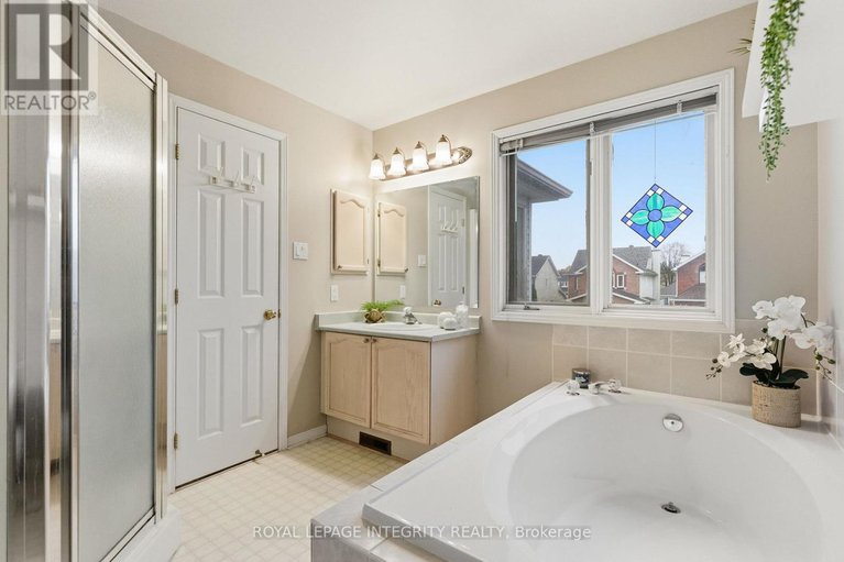 29059747/33-wiltshire-circle/longfields/ottawa/ontario/K2J4L1_38