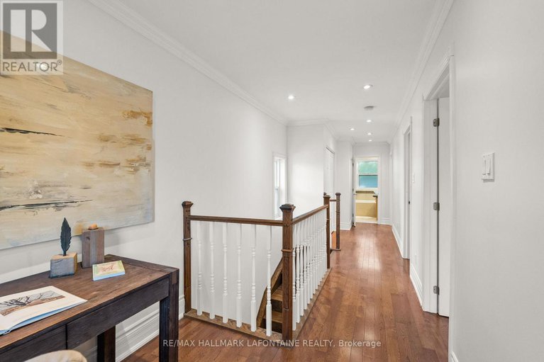 28856482/13-cathcart-square/lower-town/ottawa/ontario/K1N5Z9_24
