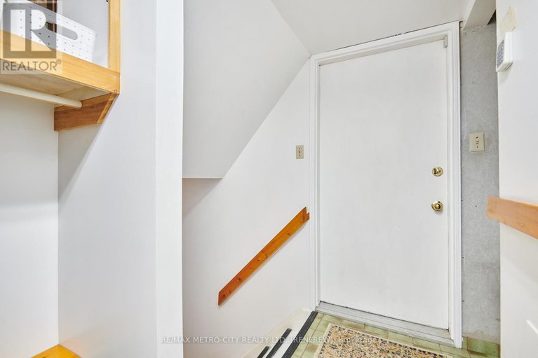 29410189/128-burns-drive/mcnabbraeside-twps/mcnabbraeside/ontario/K0A1G0_29